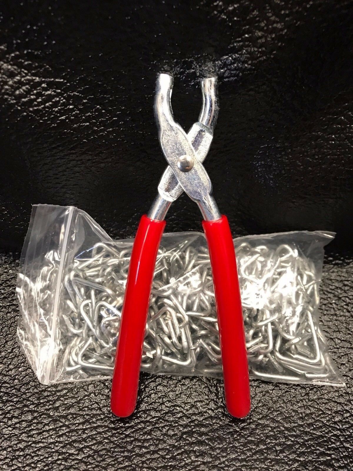 Hog Ring Pliers and Hog Rings 3/4